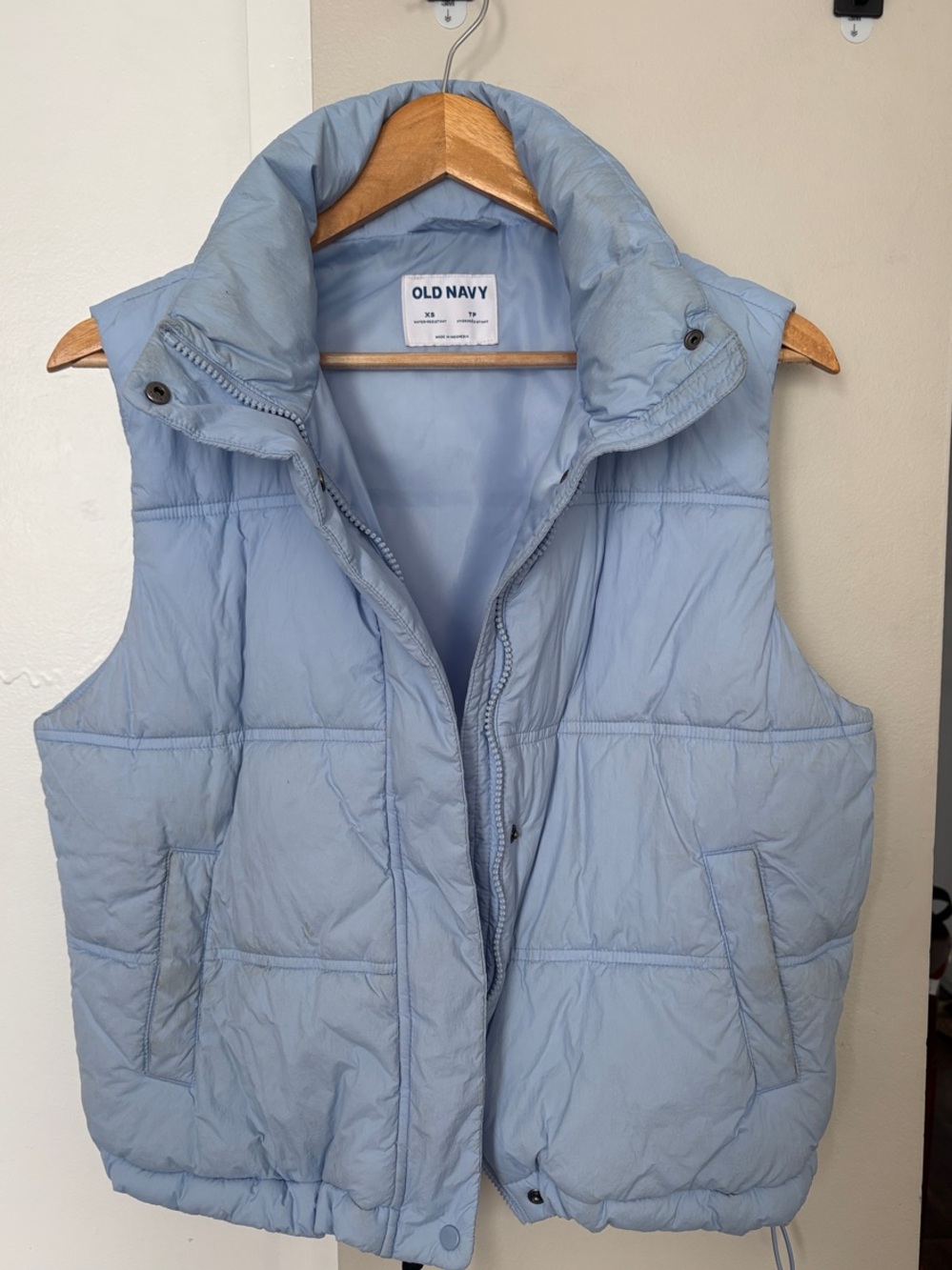 Old Navy Pale Blue Quilted Puffer Vest - Men's Sleeveless Outerwear